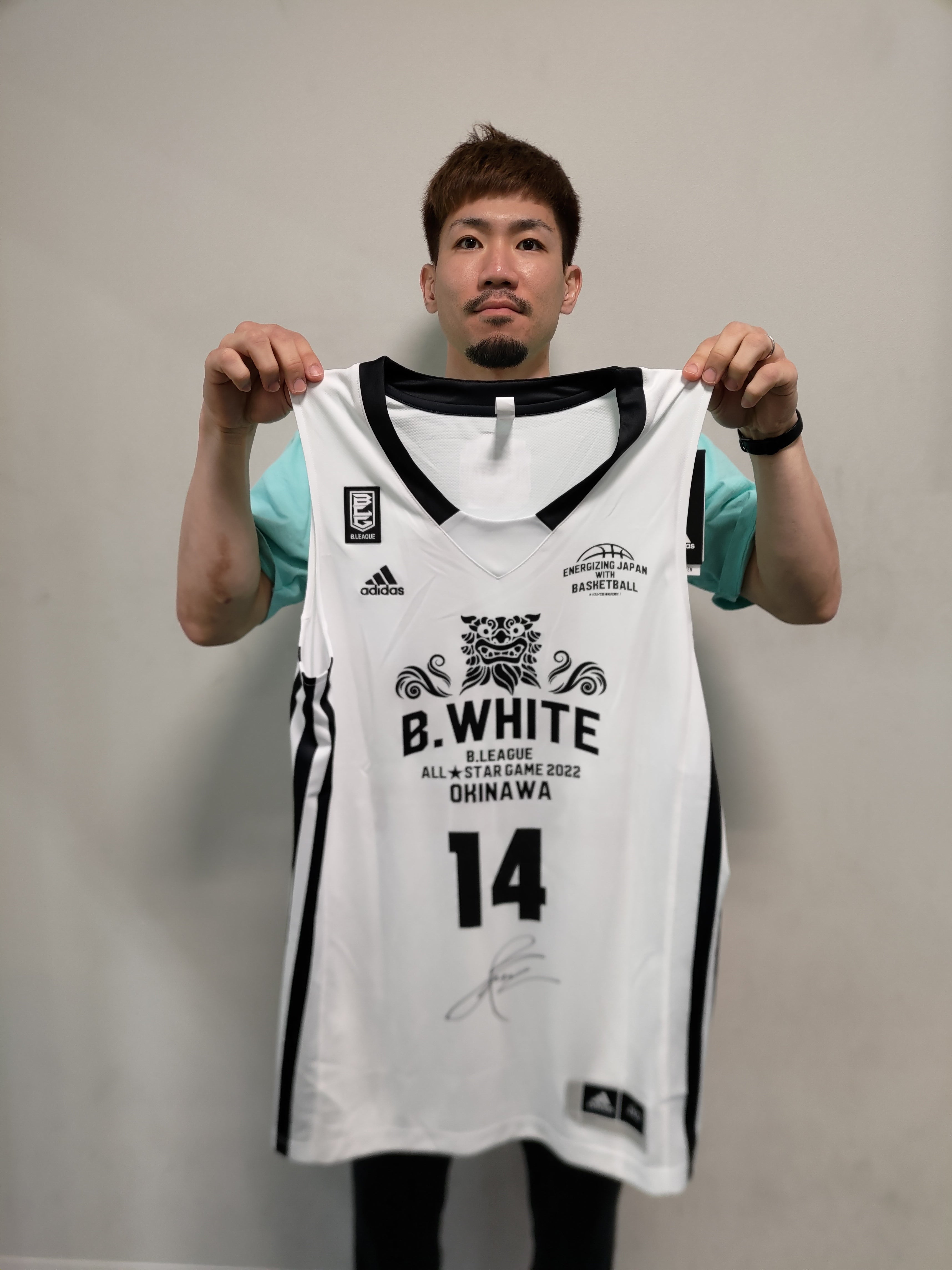 タグ付き新品】琉球ゴールデンキングス 田代選手 サイン入り