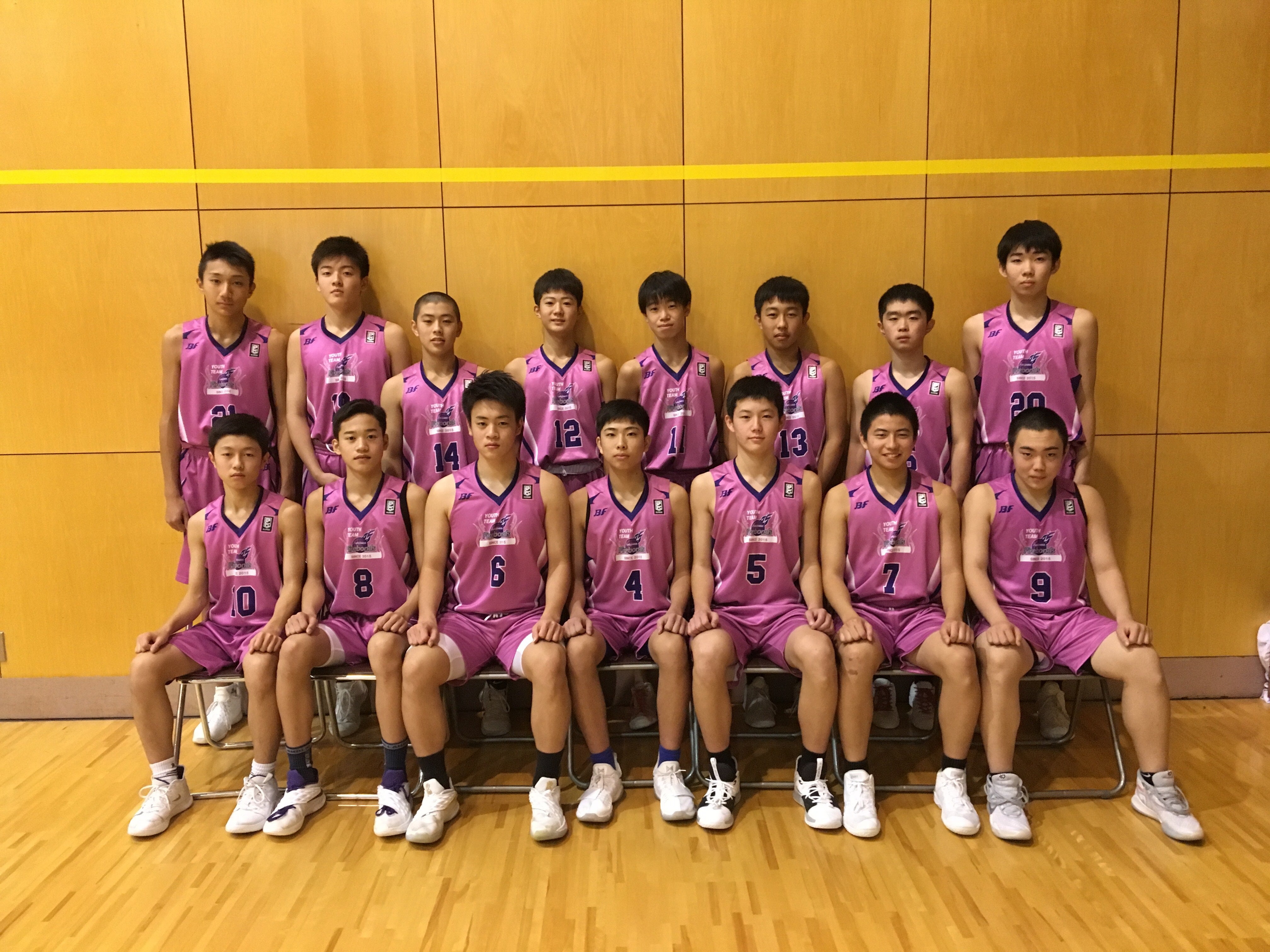 クラブの集合写真