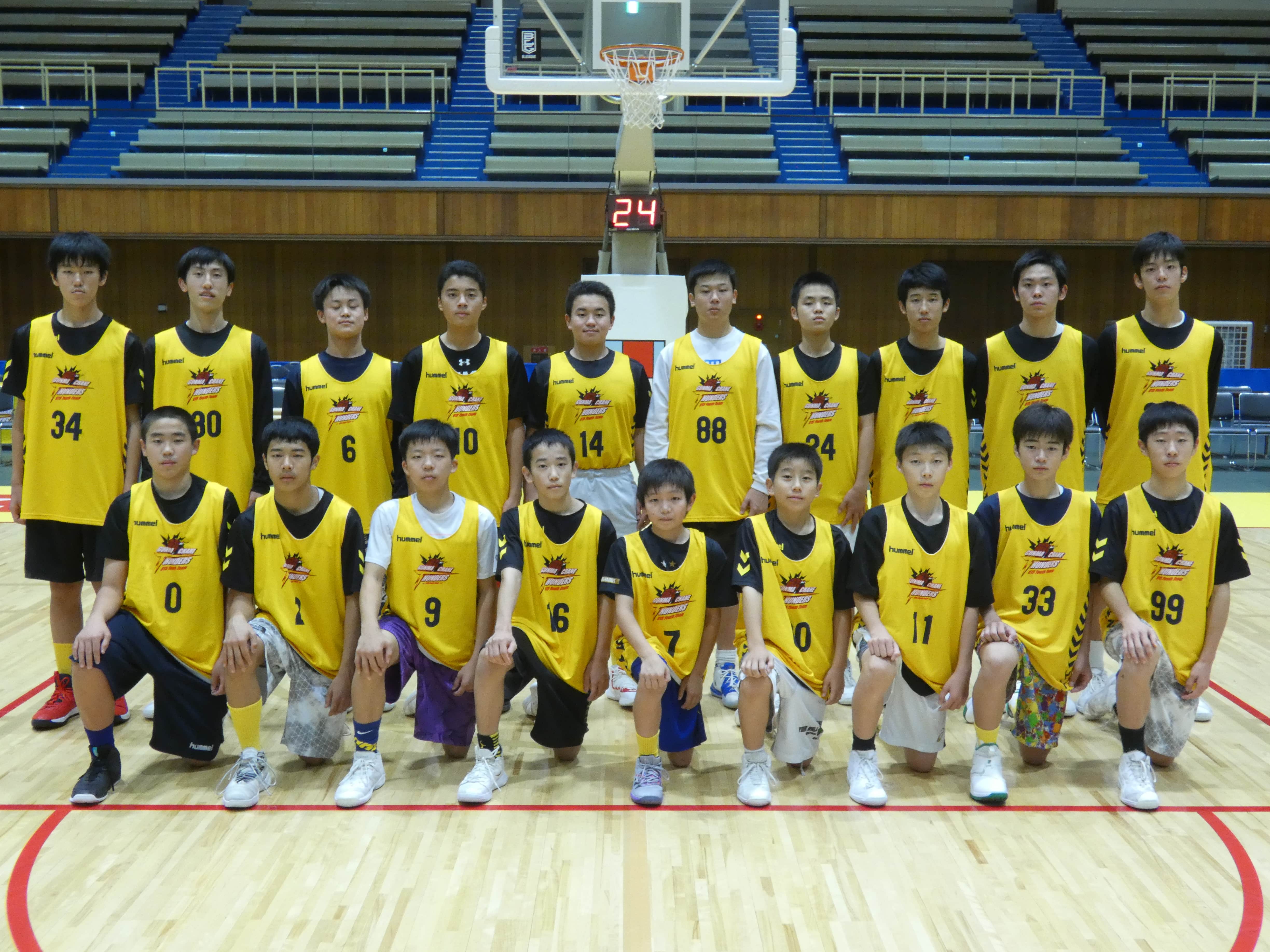 クラブの集合写真