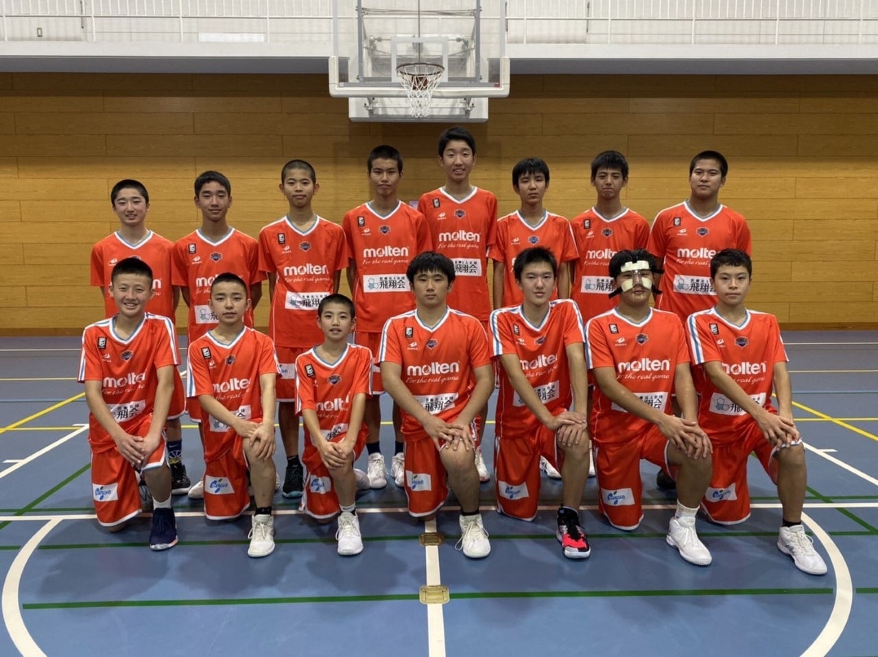 クラブの集合写真