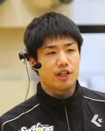 伊良部 勝志